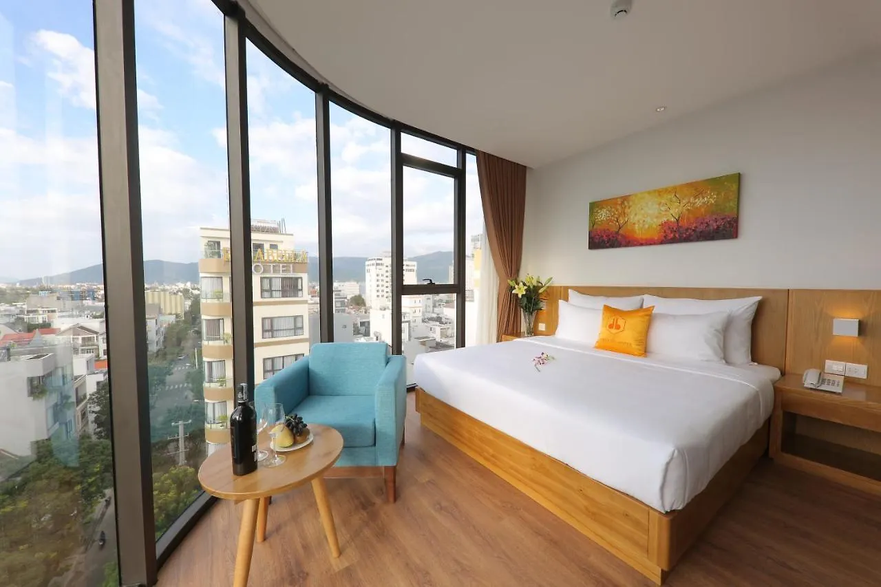 ***  Cordial Beach Hotel Da Nang Vietnam