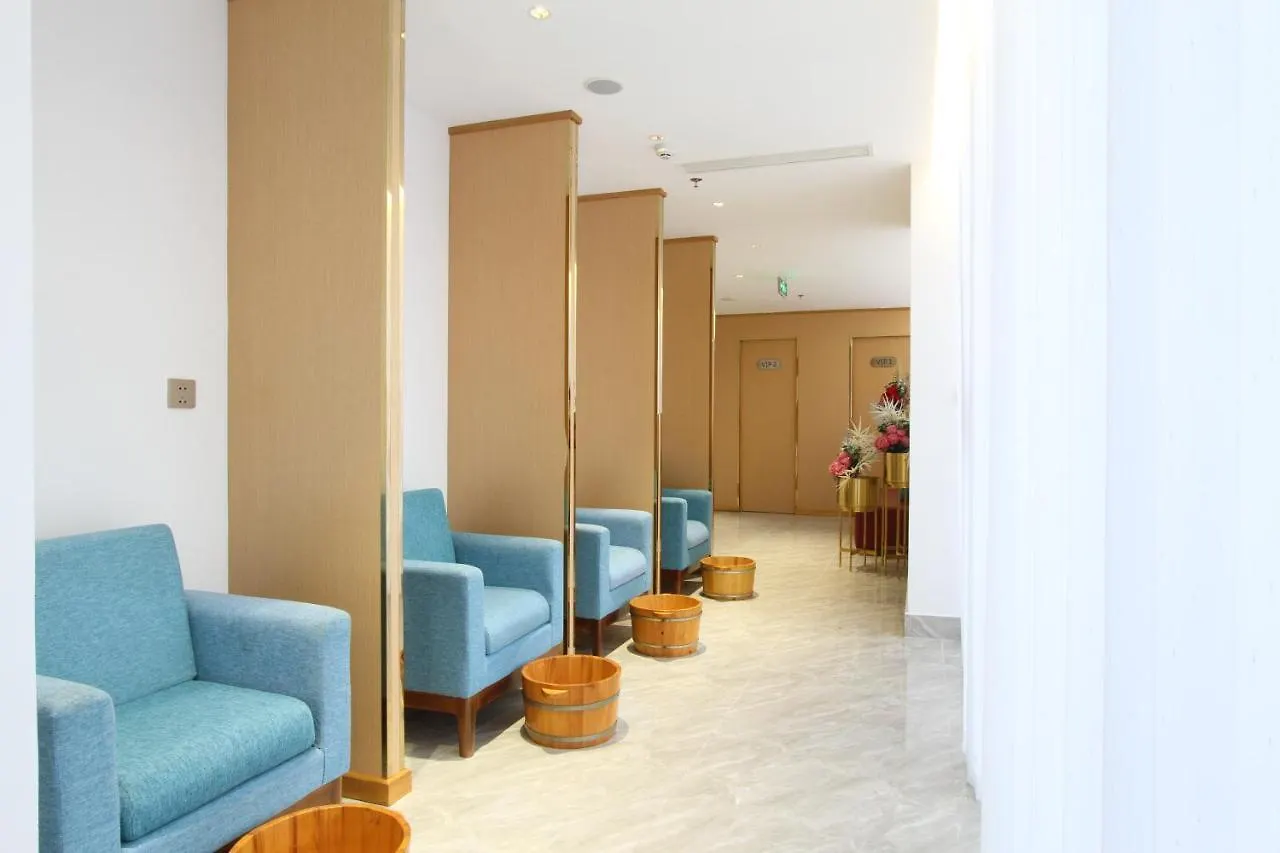 Cordial Beach Hotel Da Nang