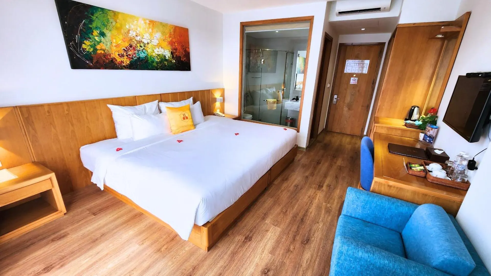 Cordial Beach Hotel Da Nang