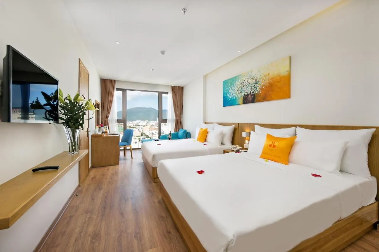 Cordial Beach Hotel Da Nang